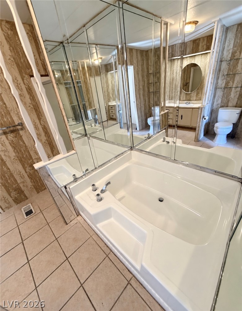 4556 Royal Ridge Way Property Photo 28