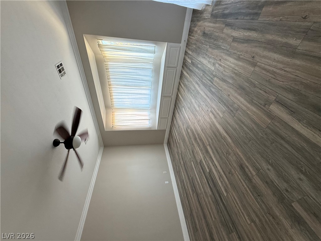 10027 Flokton Avenue Property Photo 13