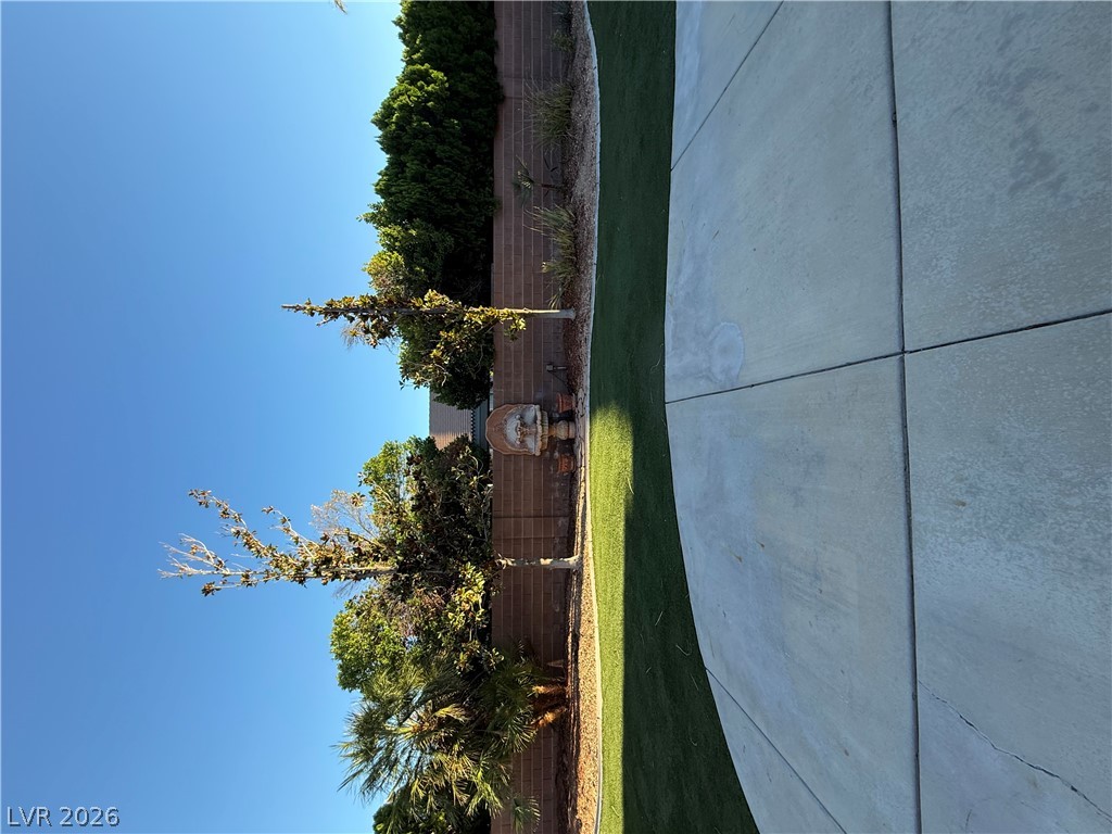 10027 Flokton Avenue Property Photo 18