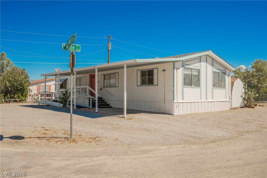 320 Kite Street Property Photo 1