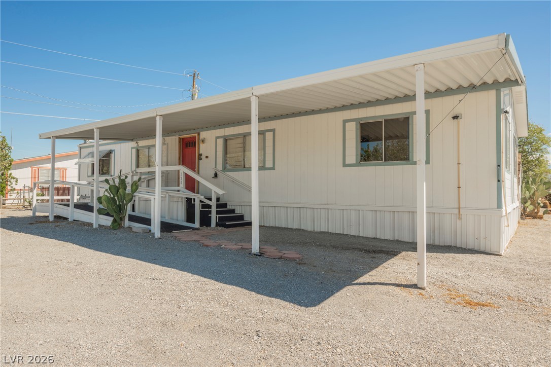 320 Kite Street Property Photo 3