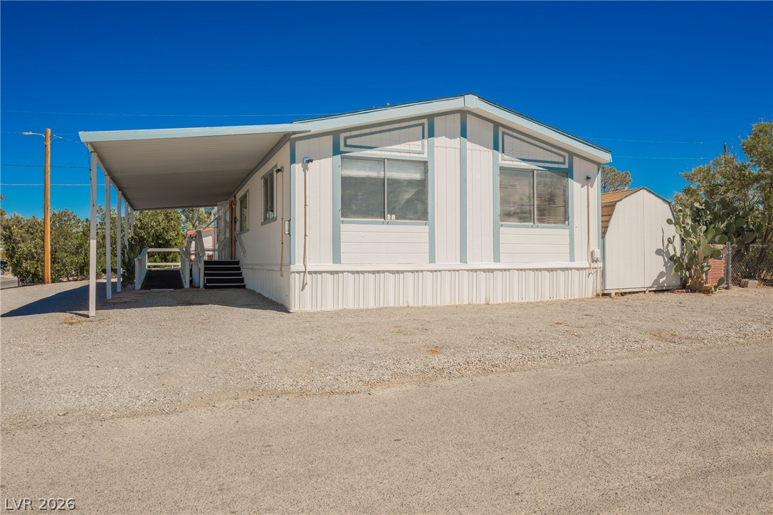 320 Kite Street Property Photo 4