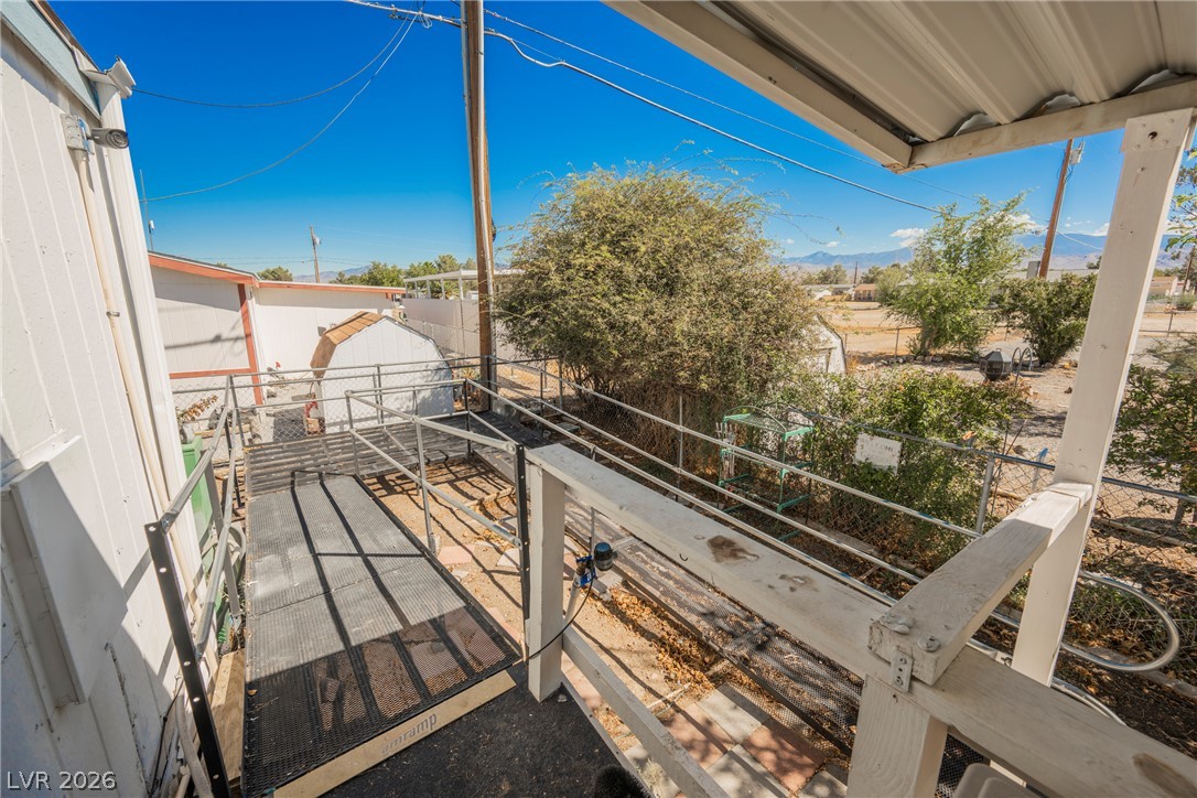 320 Kite Street Property Photo 8