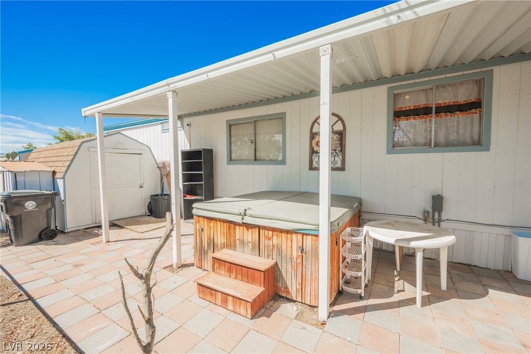 320 Kite Street Property Photo 9