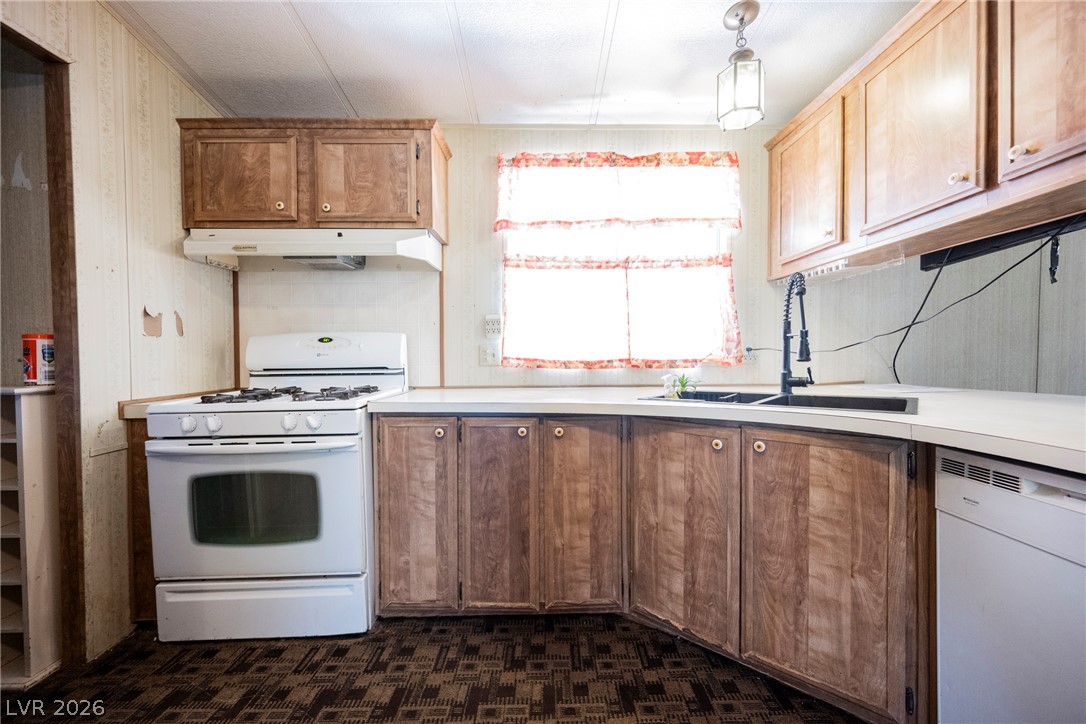 320 Kite Street Property Photo 23