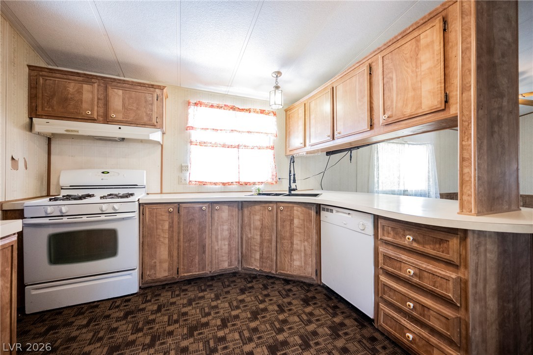 320 Kite Street Property Photo 24