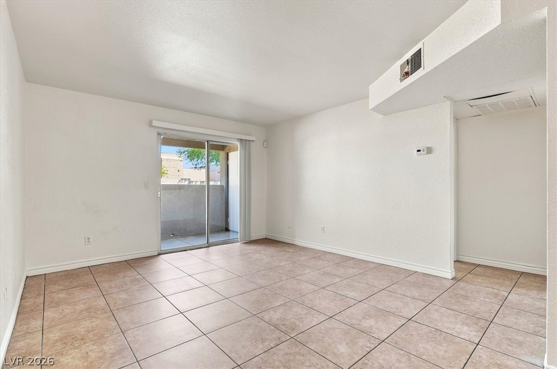 2606 South Durango Drive 179 Property Photo 5