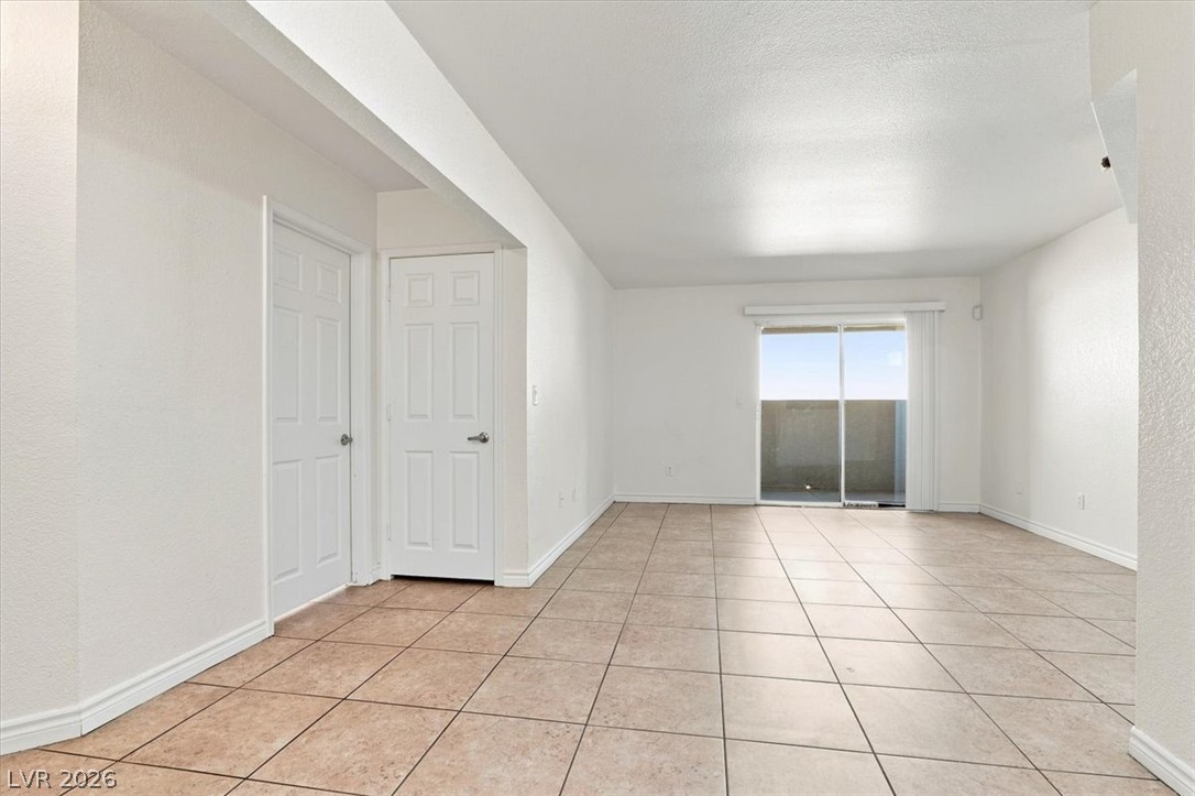 2606 South Durango Drive 179 Property Photo 6