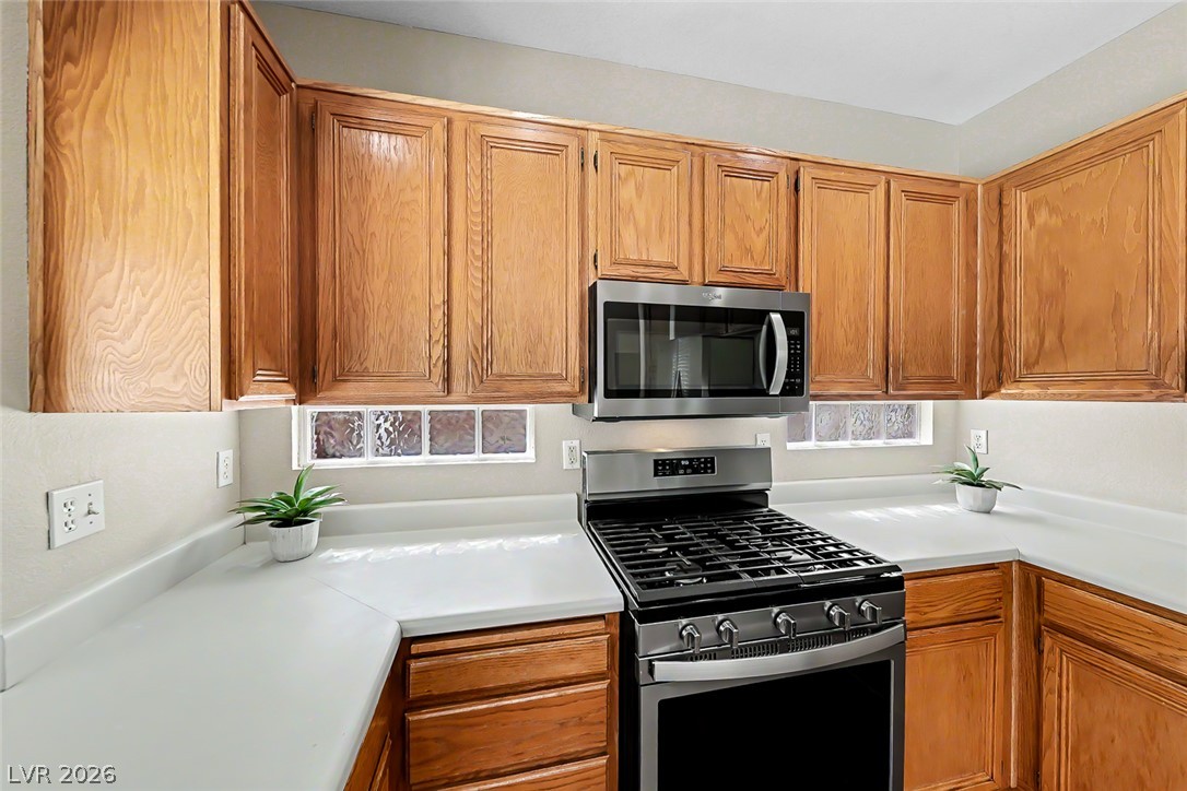 2555 Swans Chance Avenue Property Photo 10