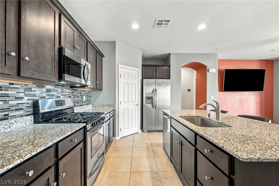 2346 Brookings Harbor Drive Property Photo 13