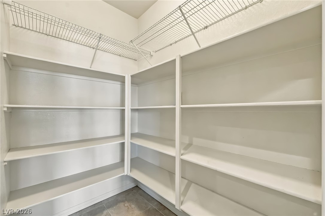 2346 Brookings Harbor Drive Property Photo 16