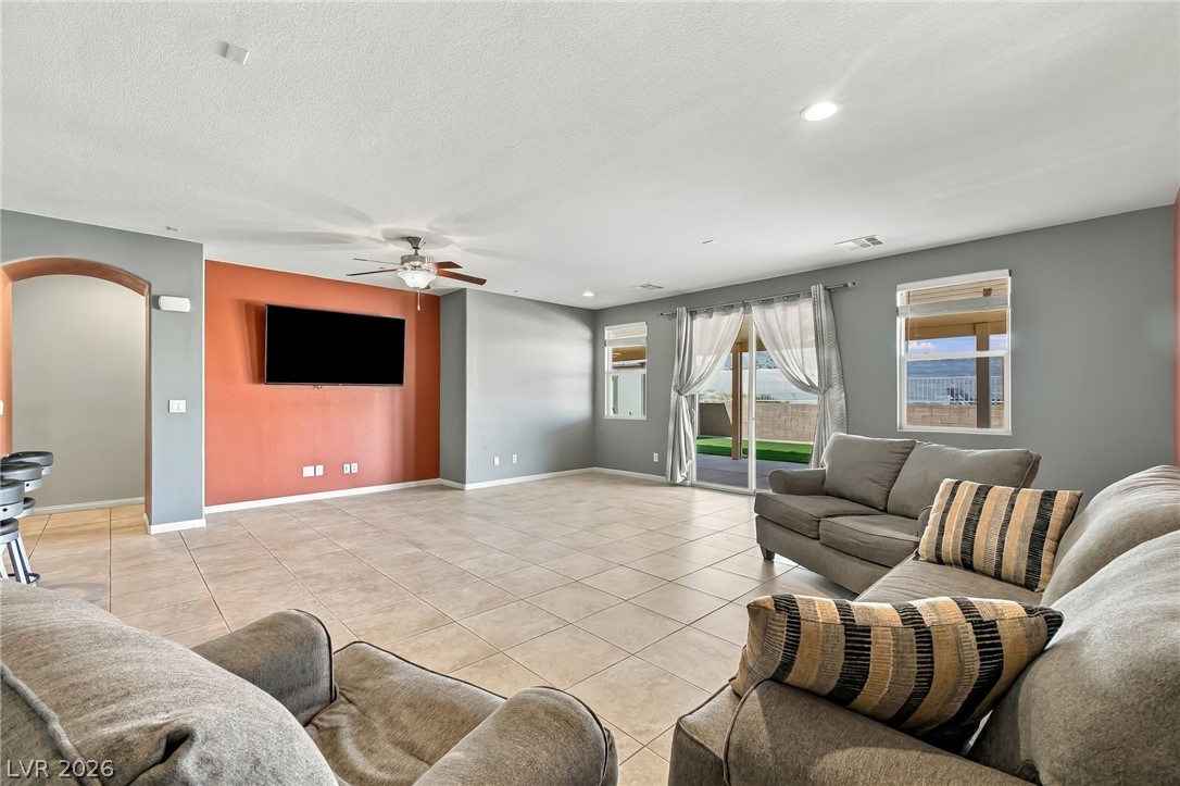 2346 Brookings Harbor Drive Property Photo 19