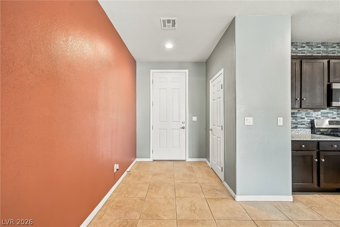 2346 Brookings Harbor Drive Property Photo 21