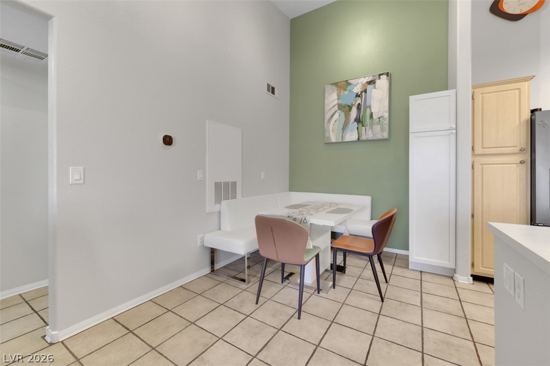 855 North Stephanie Street 2726 Property Photo 9