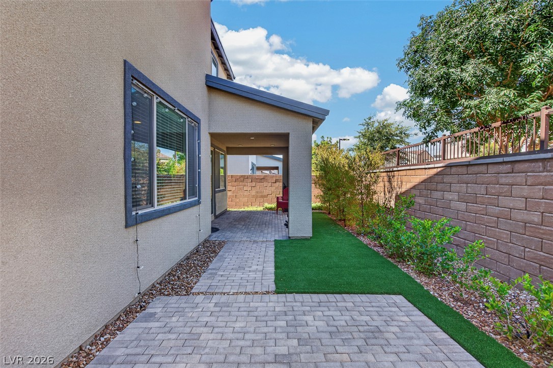6849 Desert Finch Street Property Photo 52