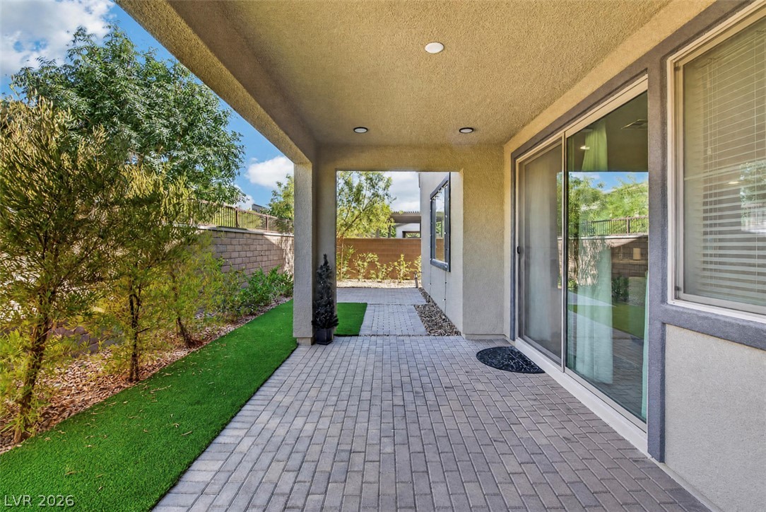 6849 Desert Finch Street Property Photo 55