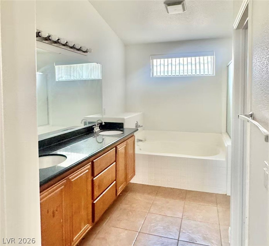 3434 Bella Valencia Court Property Photo 7