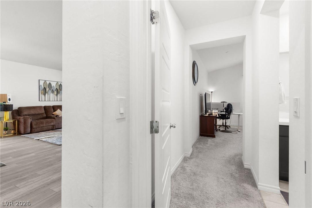 808 Aurelie Ridge Street Property Photo 18