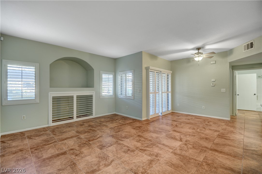 8250 North Grand Canyon Drive 1133 Property Photo 5