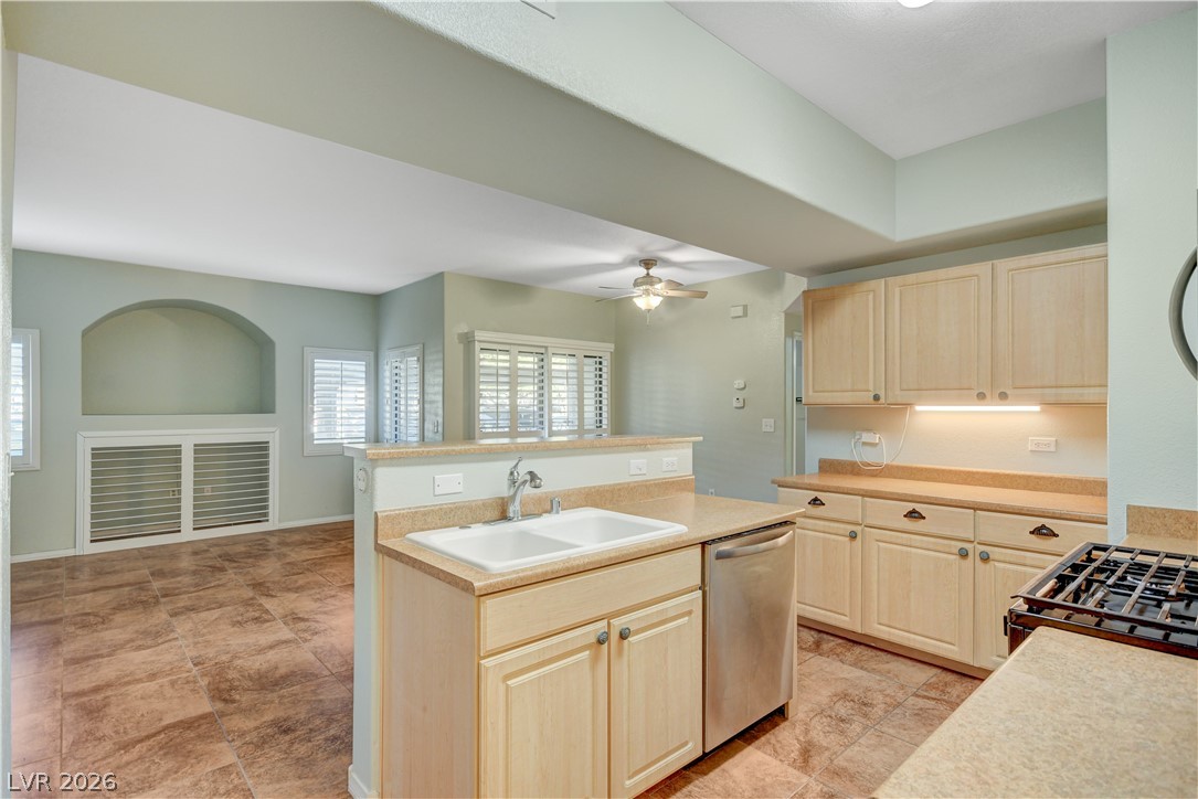 8250 North Grand Canyon Drive 1133 Property Photo 15