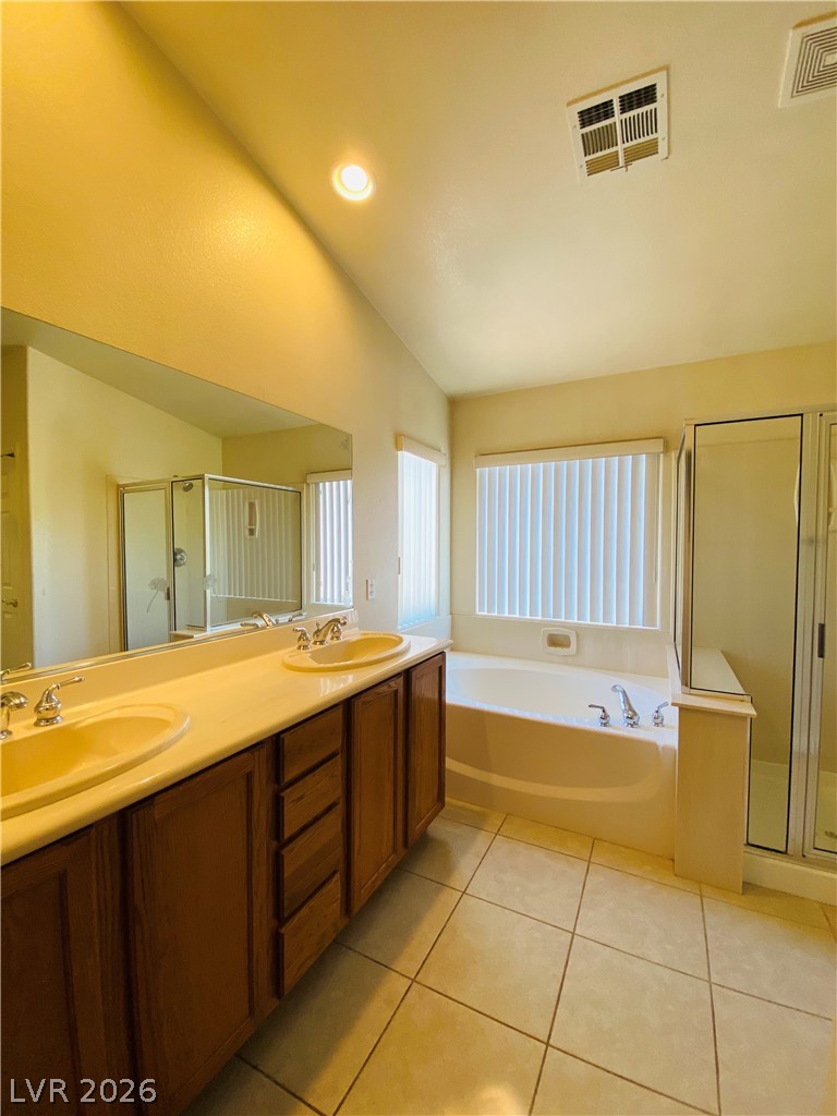 7020 Somera Way Property Photo 12