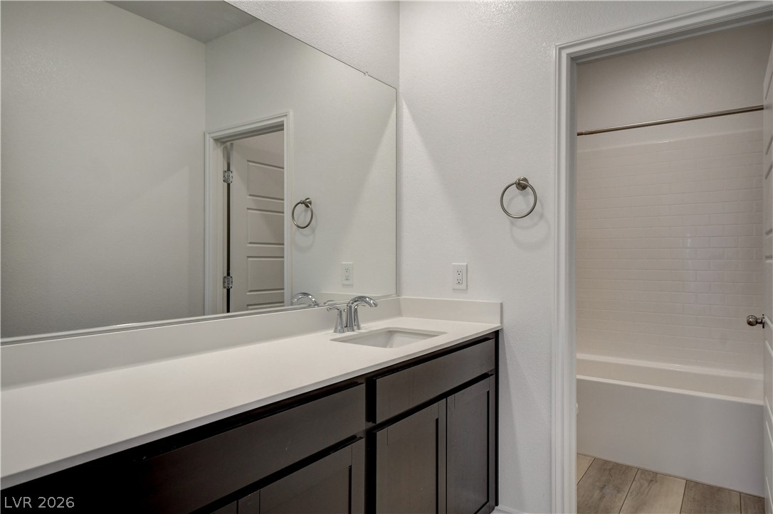 2514 Vittora Pointe Street Property Photo 46