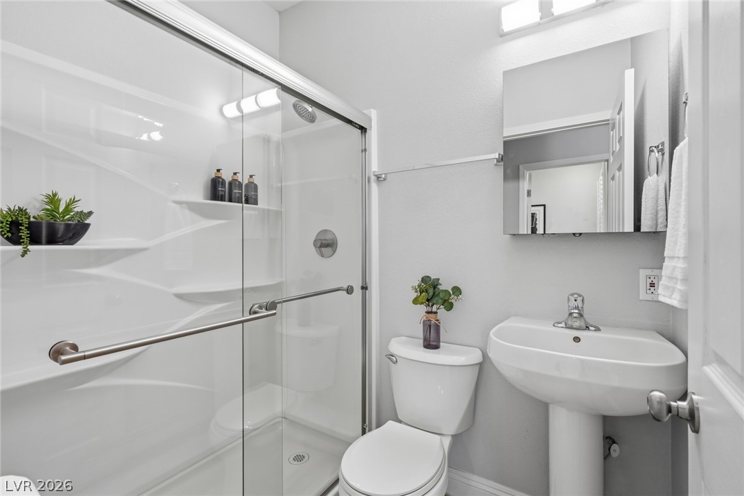686 Fynn Valley Drive Property Photo 40