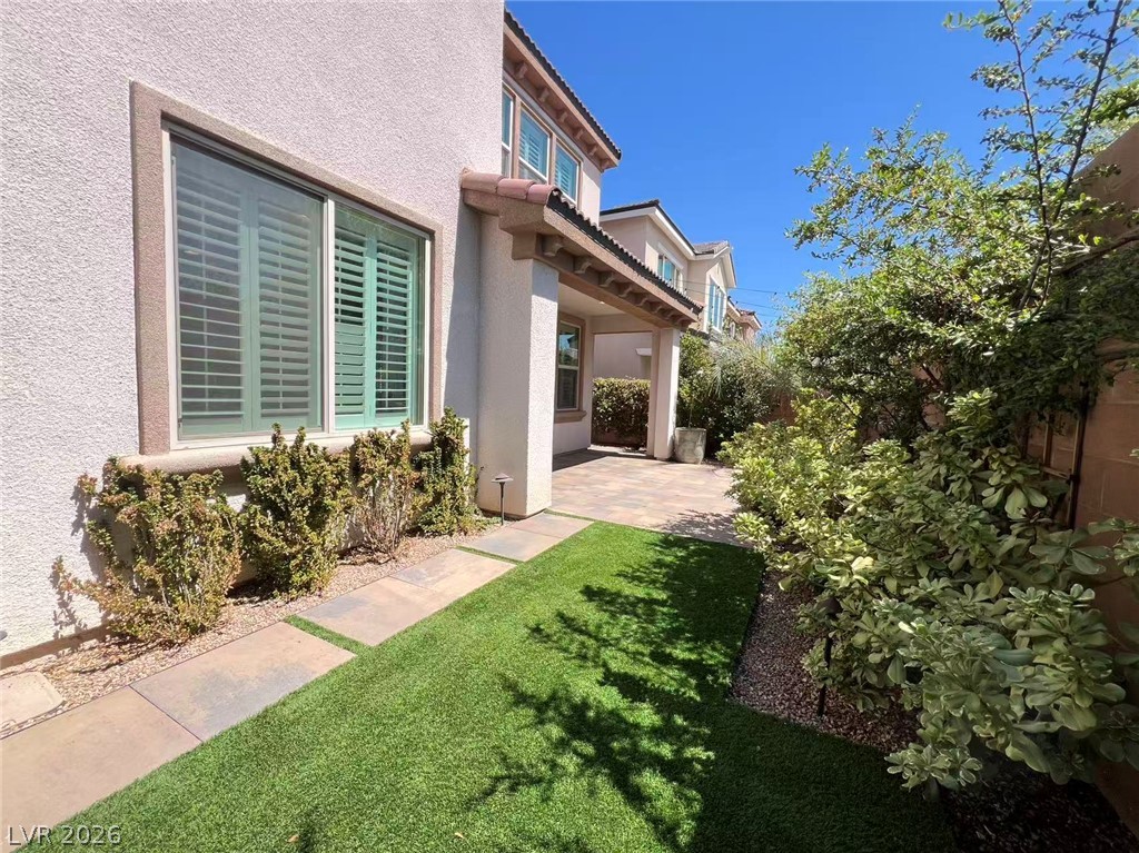 11241 Lompoc Court Property Photo 28