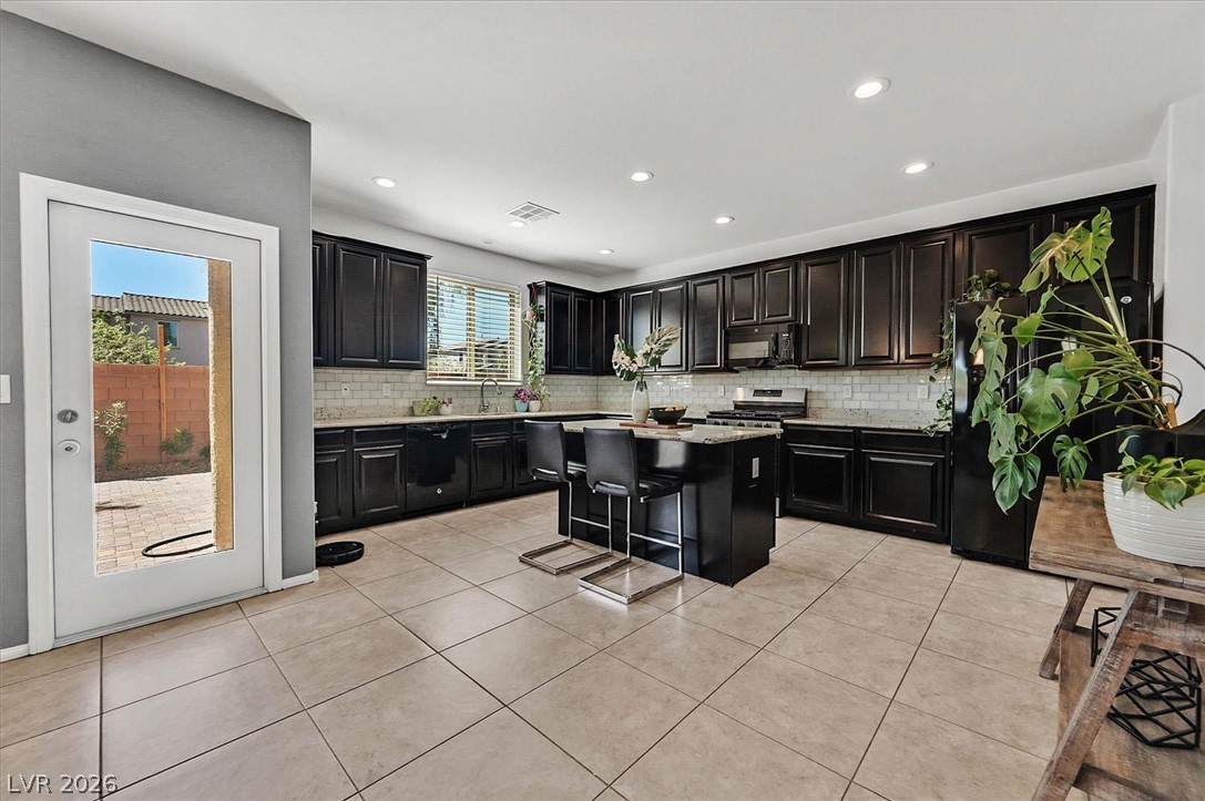 10750 Brewster Bay Street Property Photo 7