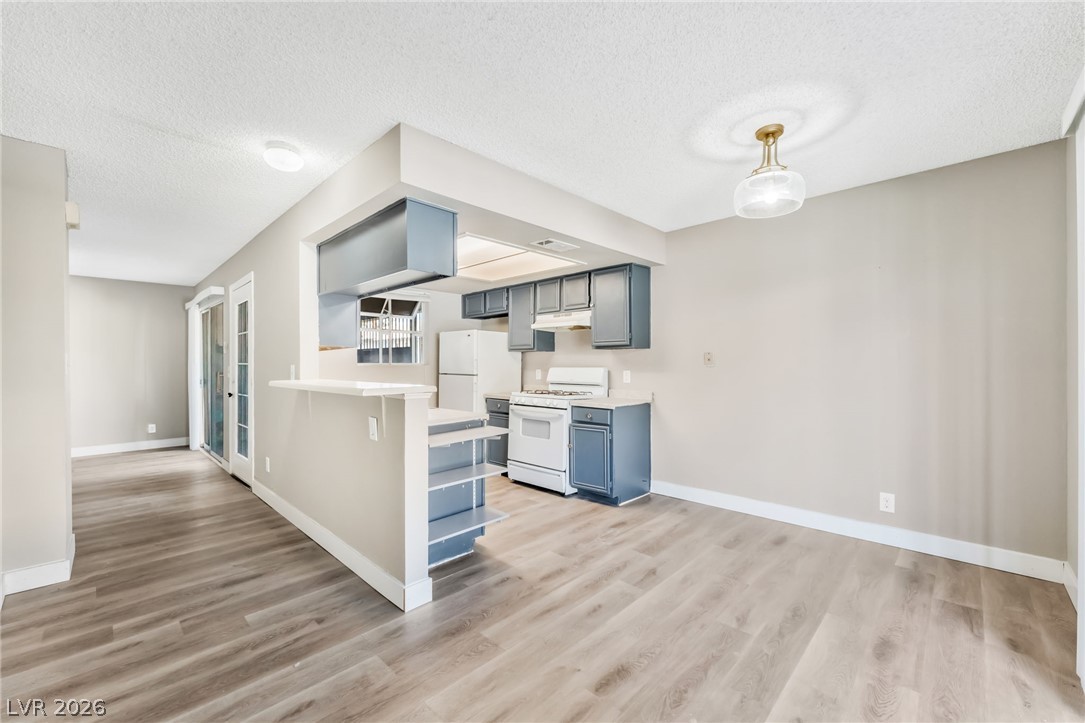 213 North Lamb Boulevard E Property Photo 12