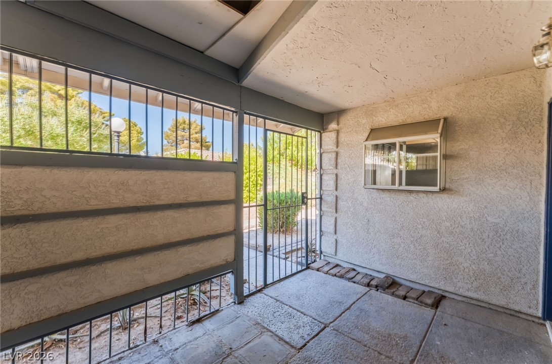 213 North Lamb Boulevard E Property Photo 29