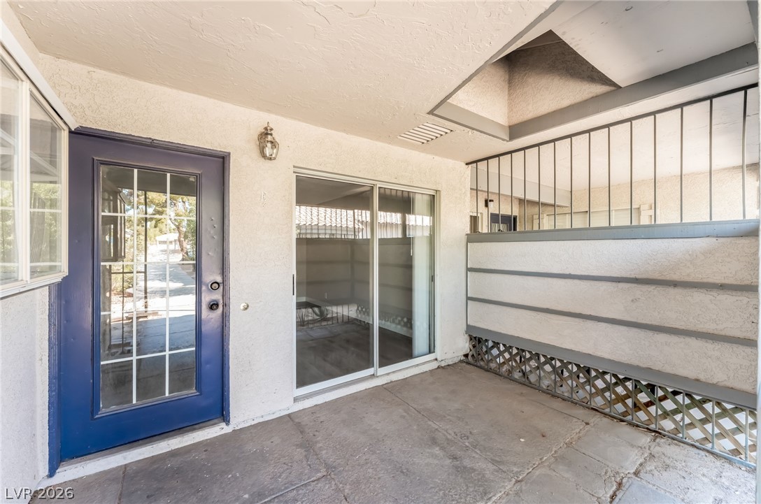 213 North Lamb Boulevard E Property Photo 32