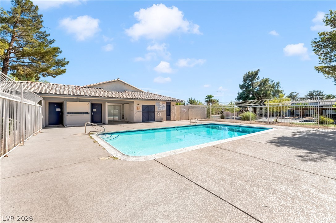 213 North Lamb Boulevard E Property Photo 35