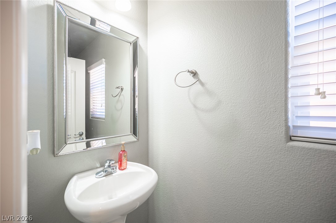 2436 Crane Court Property Photo 17