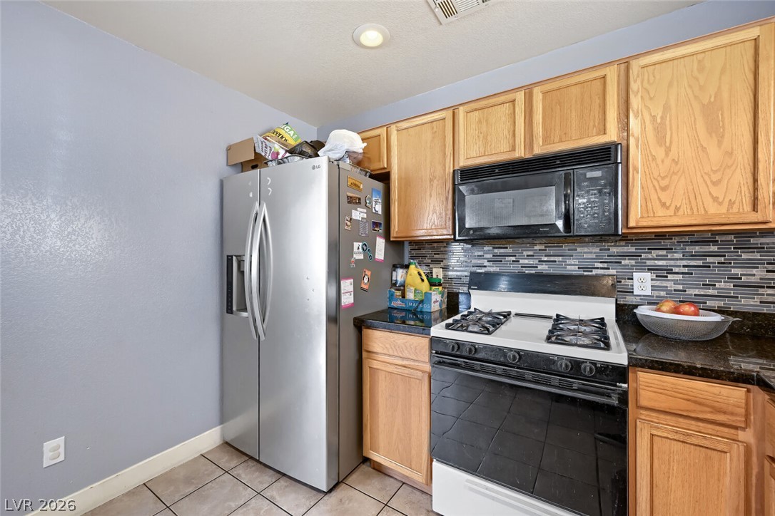 3368 Dragon Fly Street Property Photo 8