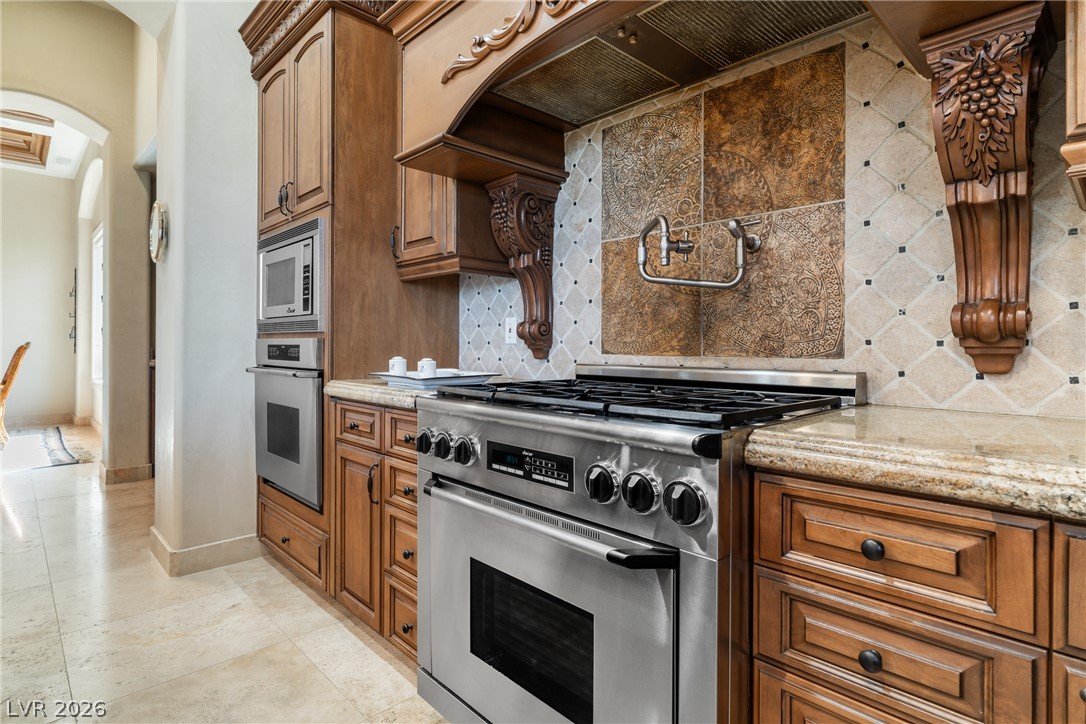 9716 Verlaine Court Property Photo 14