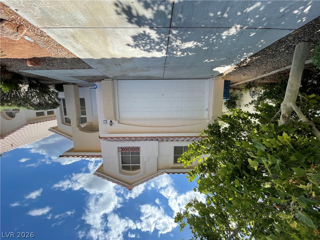 1517 Cross Country Street Property Photo 1