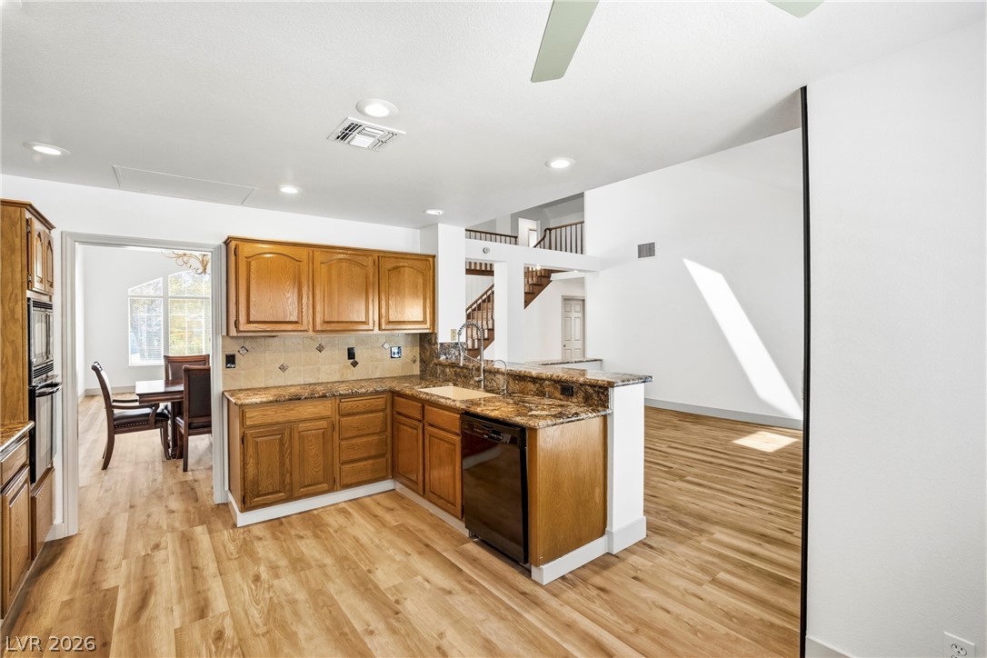 9728 Stellar View Avenue Property Photo 8