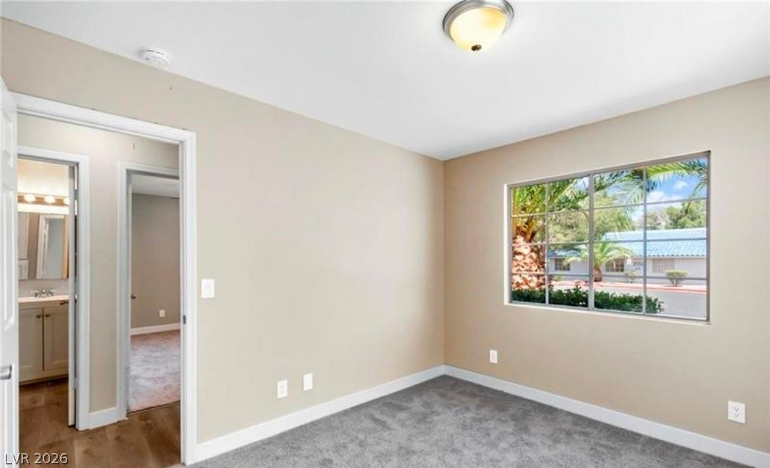 2133 Petersham Court D Property Photo 6