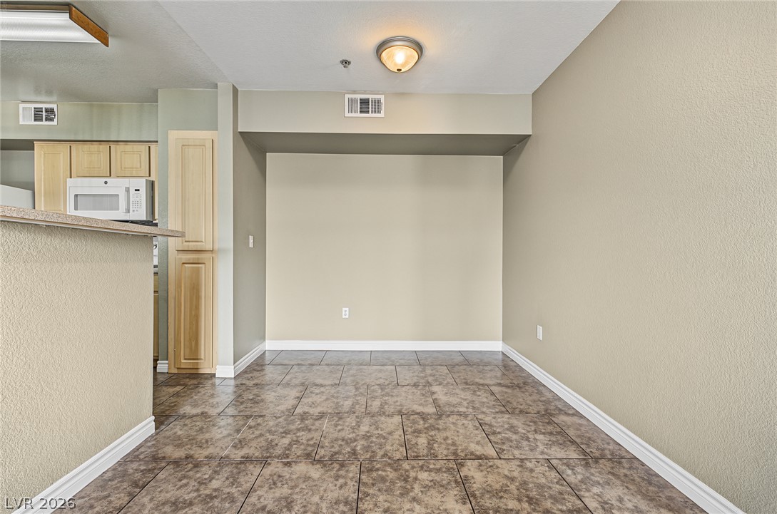 6955 Durango Drive 3082 Property Photo 8