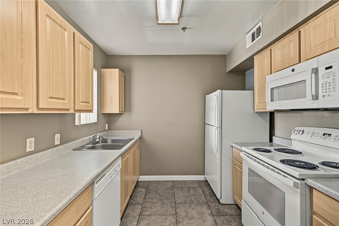 6955 Durango Drive 3082 Property Photo 11