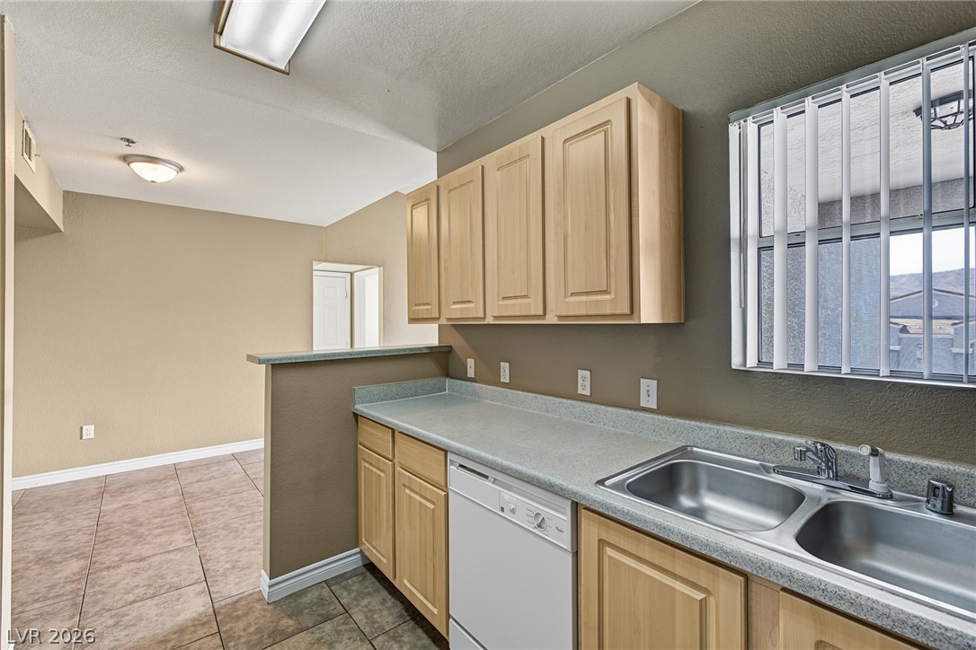 6955 Durango Drive 3082 Property Photo 13