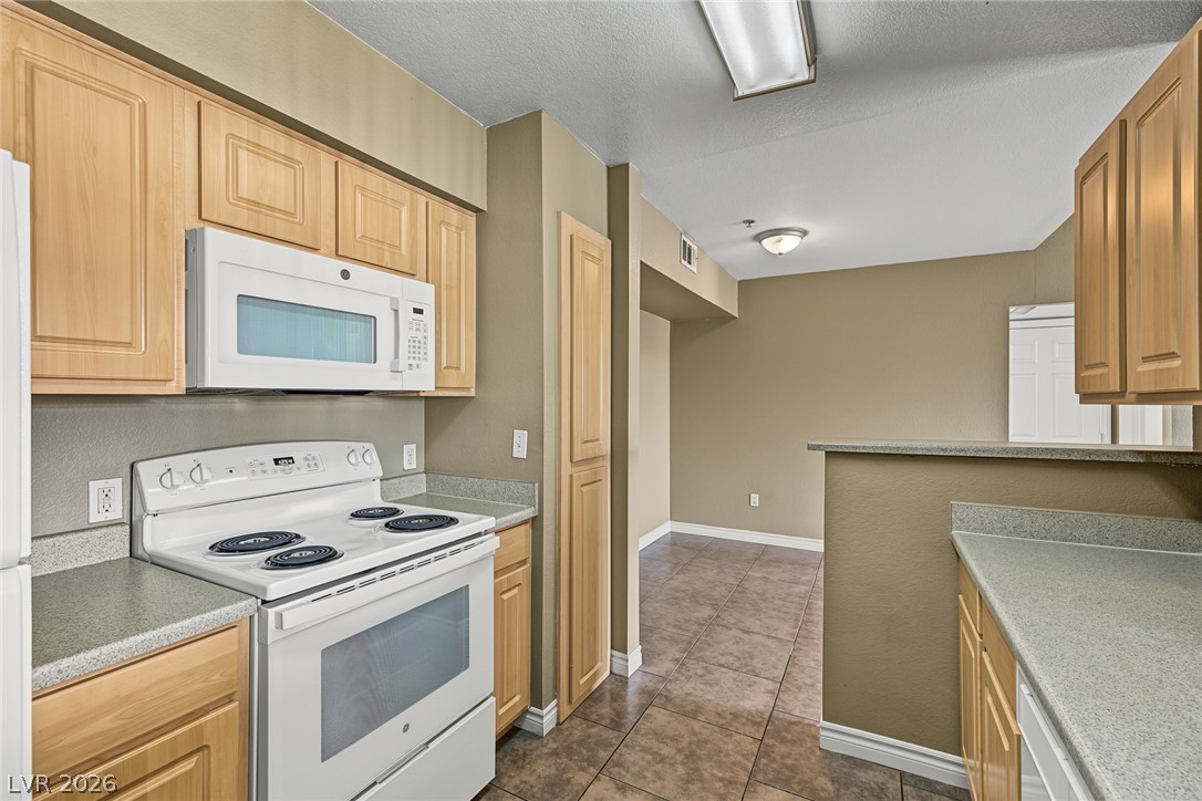 6955 Durango Drive 3082 Property Photo 14