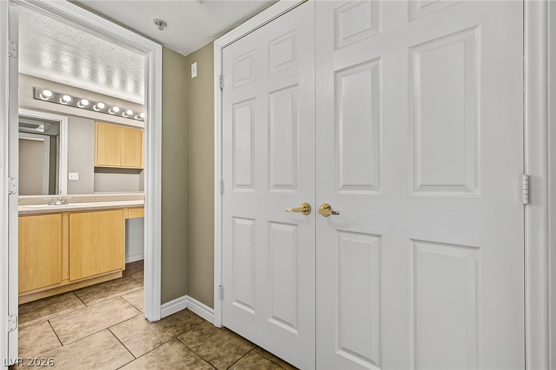 6955 Durango Drive 3082 Property Photo 22