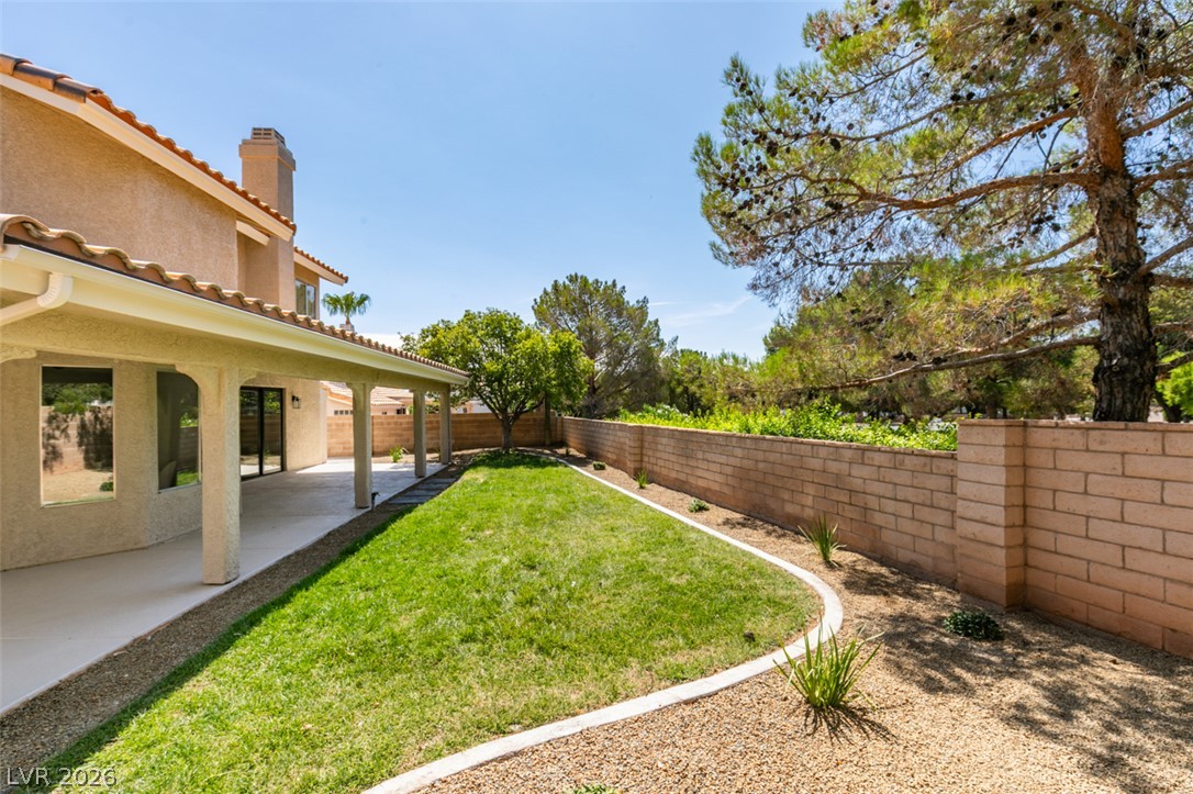 2729 Fire Water Court Property Photo 4