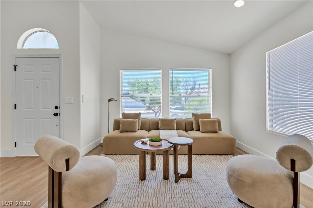 8220 Mt Brodie Circle Property Photo 7