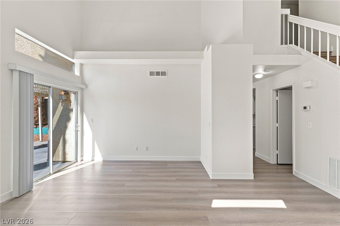 9337 Mist Flower Circle Property Photo 5
