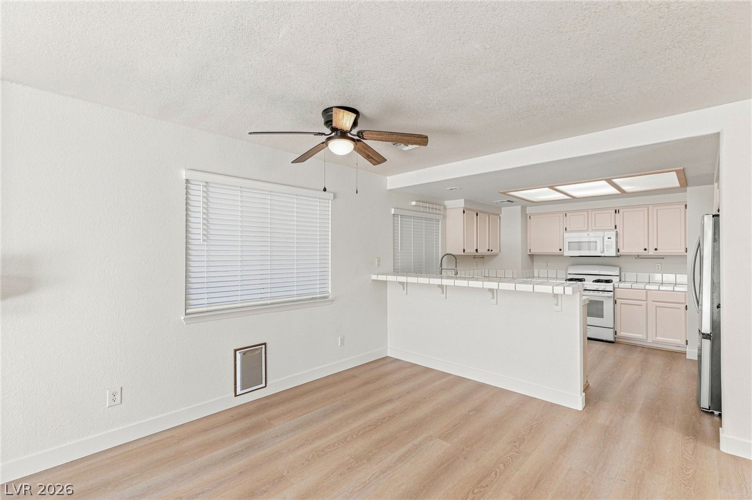 9337 Mist Flower Circle Property Photo 11