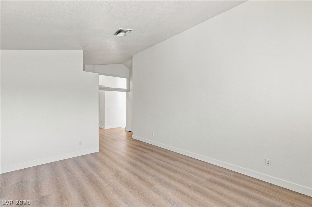 9337 Mist Flower Circle Property Photo 20