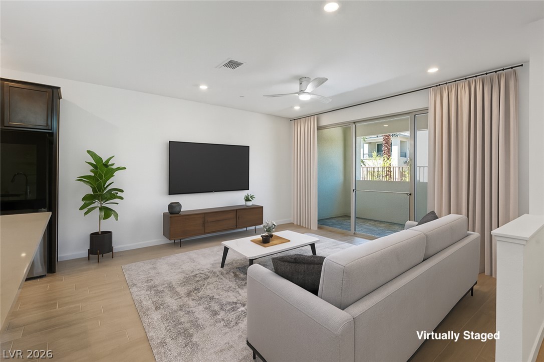 11446 Ethereal Landing Avenue Property Photo 4